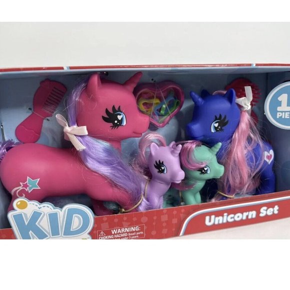 Kid Connection 16-Piece Unicorn Set Colorful Ponies Comb Brush 10 Hair Bands New - Picture 2 of 4